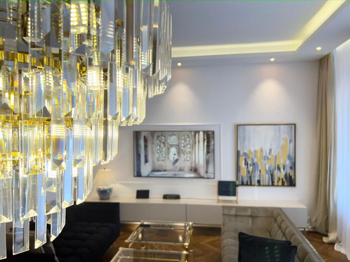 Luxury Apartments Mondrian Market Square III Warsaw Exterior photo